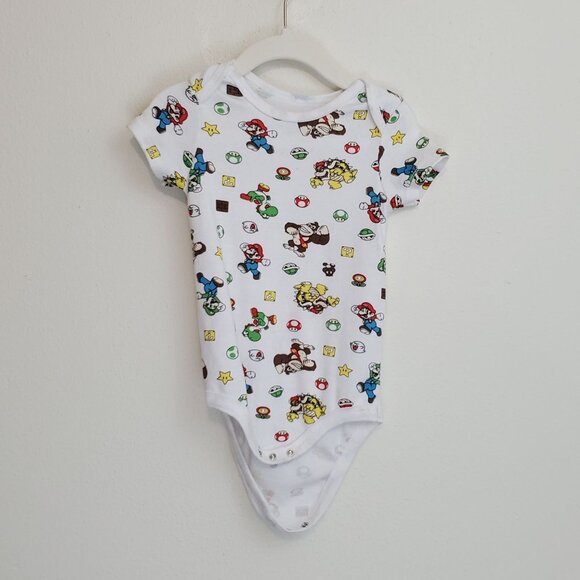 Super Mario Nintendo all-over-print baby onesie - Picture 1 of 9